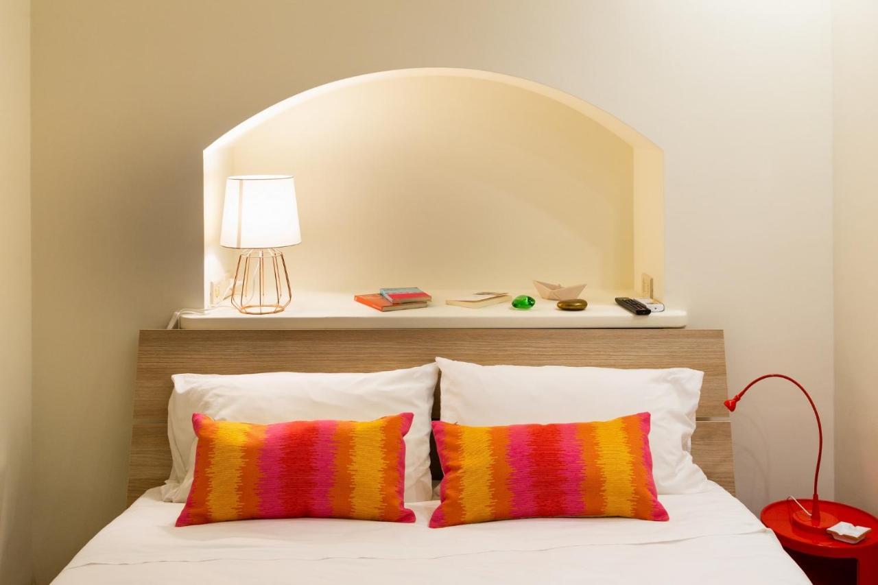 Bed and Breakfast Baru In Chiaia Neapol Zewnętrze zdjęcie