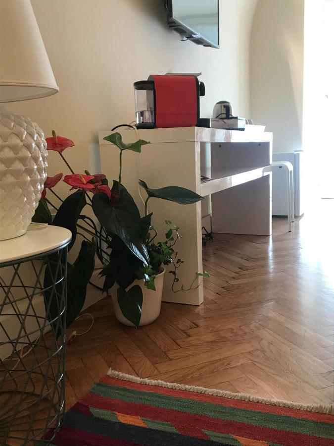 Bed and Breakfast Baru In Chiaia Neapol Zewnętrze zdjęcie