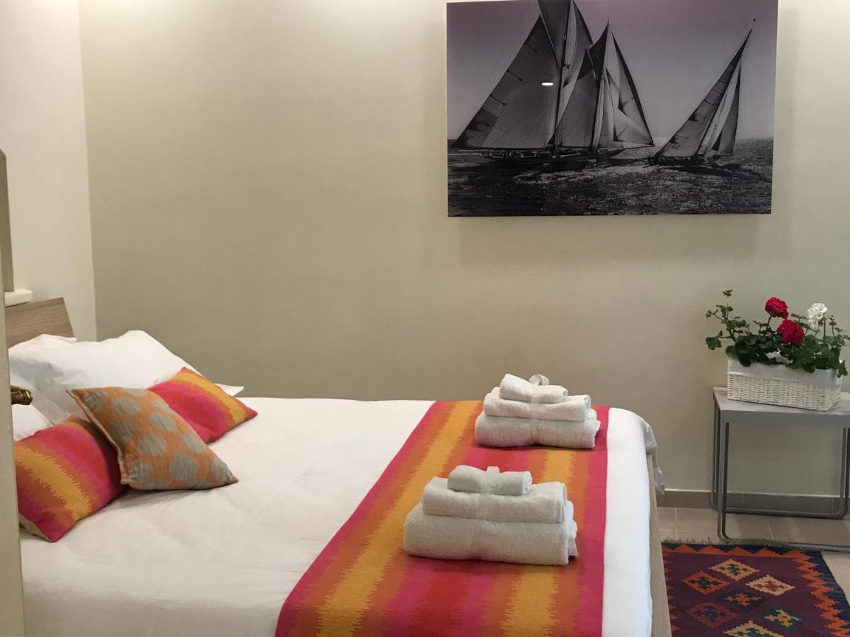 Bed and Breakfast Baru In Chiaia Neapol Zewnętrze zdjęcie